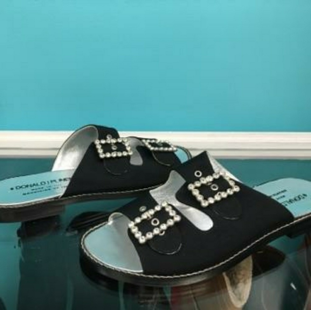 DONALD J PLINER Black Crystal buckle sandal slide